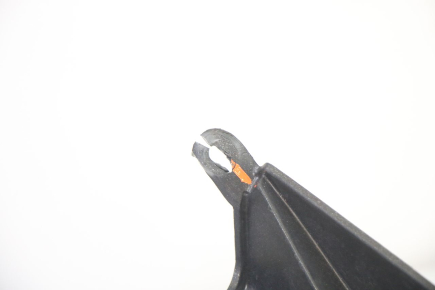 photo de OSŁONA ZBIORNIKA PEUGEOT SATELIS 250 (2006 - 2012) - Oznaczenia i referencje