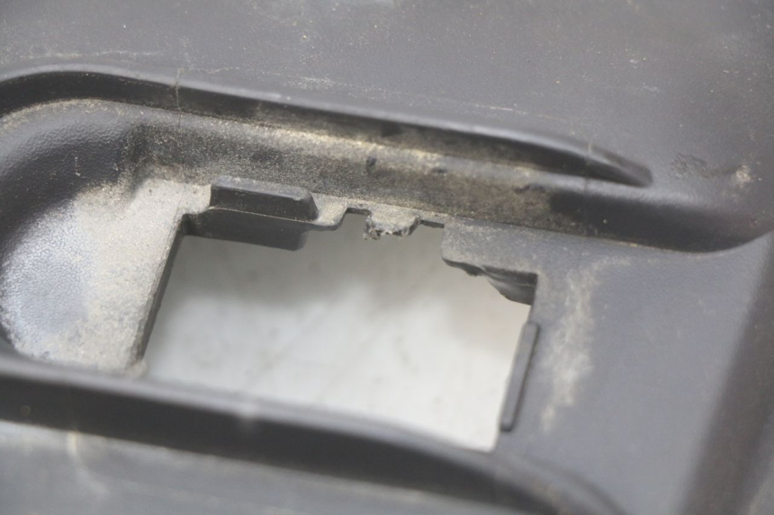 photo de OBUDOWA ZBIORNIKA SUZUKI SIXTEEN 125 (2008 - 2010) - Inny kąt widzenia