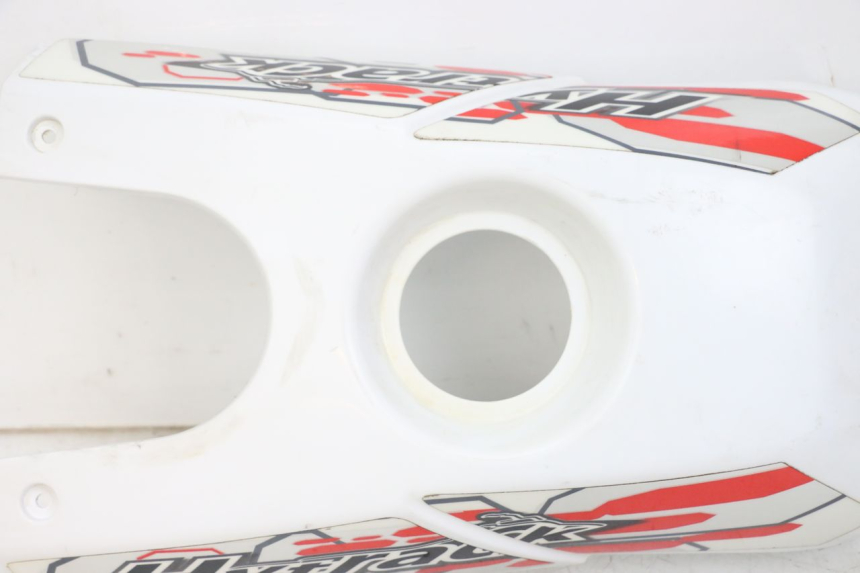 photo de OBUDOWA ZBIORNIKA PALIWA HYTRACK ST 170 (2020 - 2024) - Zbliżenie techniczne