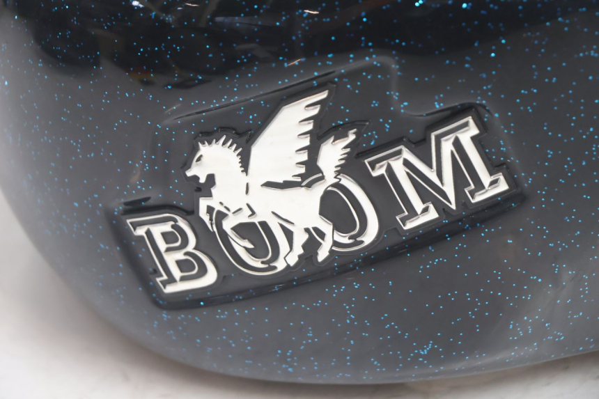 photo de OSŁONA ZBIORNIKA BOOM TRIKE FUN 500 (2004 - 2010) - Zbliżenie techniczne