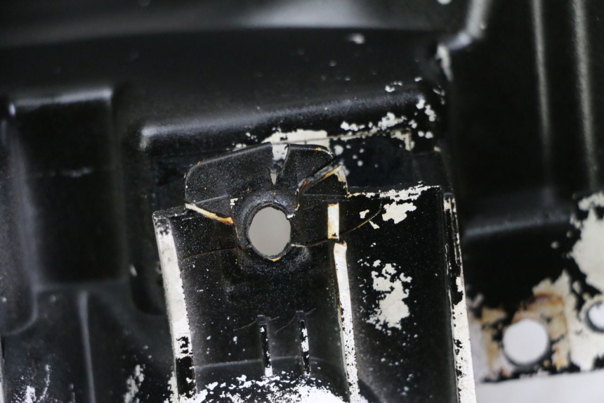 photo de OBUDOWA ZBIORNIKA YAMAHA TZR 50 (2008 - 2016) - Szczegół części