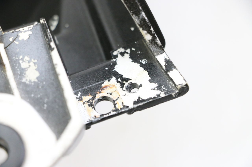 photo de OBUDOWA ZBIORNIKA YAMAHA TZR 50 (2008 - 2016) - Zoom stanu zużycia