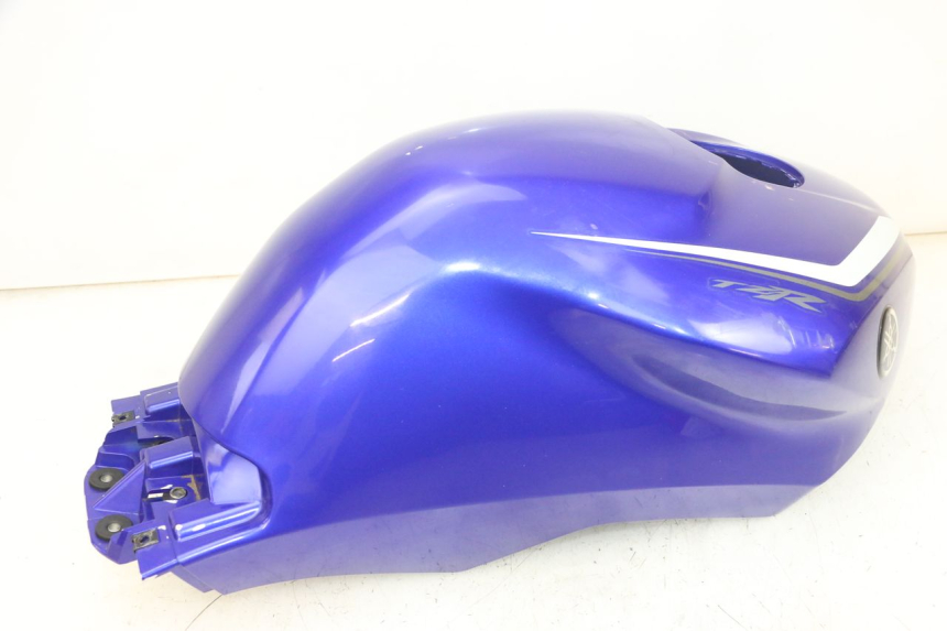 photo de OBUDOWA ZBIORNIKA YAMAHA TZR 50 (2008 - 2016) - Szczegóły charakterystyczne