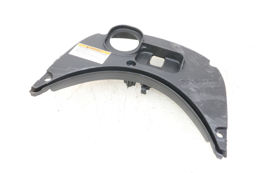 photo de OSŁONA ZBIORNIKA PIAGGIO VESPA PRIMAVERA 4T 50 (2021 - 2024) - Zoom stanu zużycia