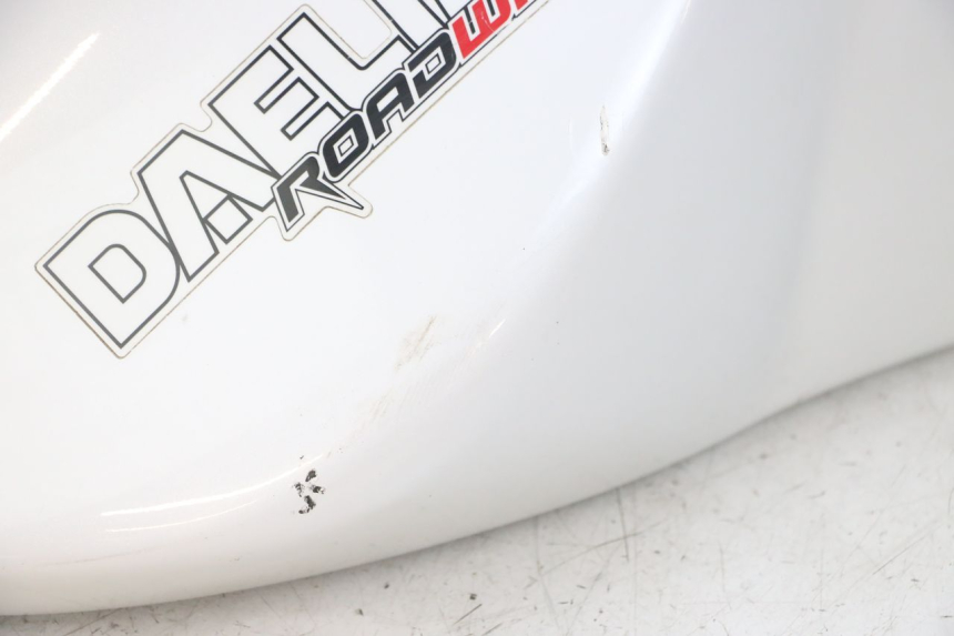 photo de OSŁONA ZBIORNIKA DAELIM VJ ROADWIN FI 125 (2008 - 2017) - Część sprawdzona