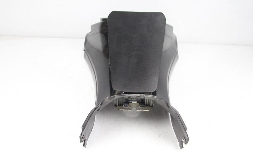 photo de OBUDOWA ZBIORNIKA PIAGGIO XEVO - X EVO 125 (2007 - 2017) - Inny kąt widzenia