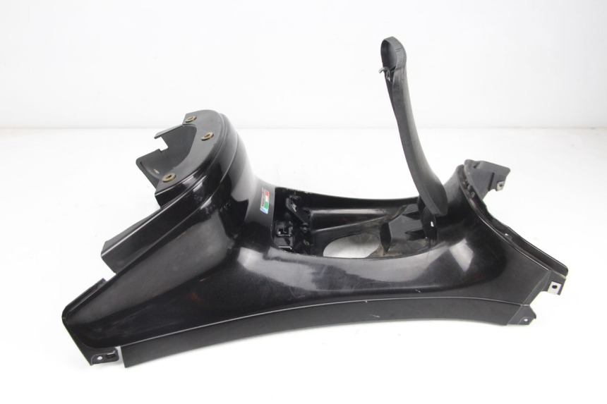 photo de OBUDOWA ZBIORNIKA PIAGGIO XEVO - X EVO 125 (2007 - 2017) - Zbliżenie techniczne