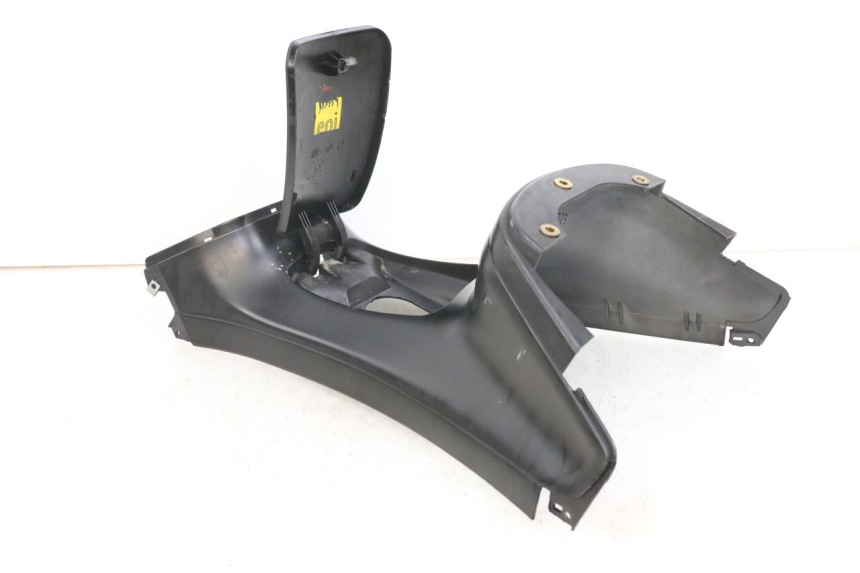 photo de OBUDOWA ZBIORNIKA PIAGGIO XEVO - X EVO 125 (2007 - 2017) - Punkty mocowania