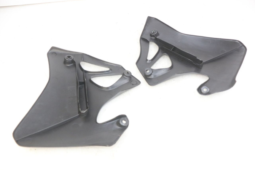 photo de KOMPLETNA OWIEWKA NADWOZIA HONDA CR 125 (1995 - 1997) - Zoom stanu zużycia