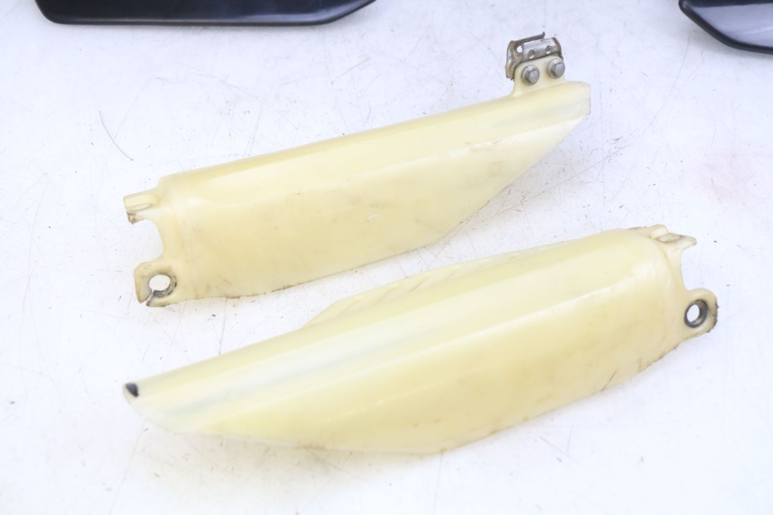 photo de PEŁNY ZESTAW OWIEWEK KAROSERYJNYCH HONDA CR 80 (2001 - 2003) - Stan powierzchni