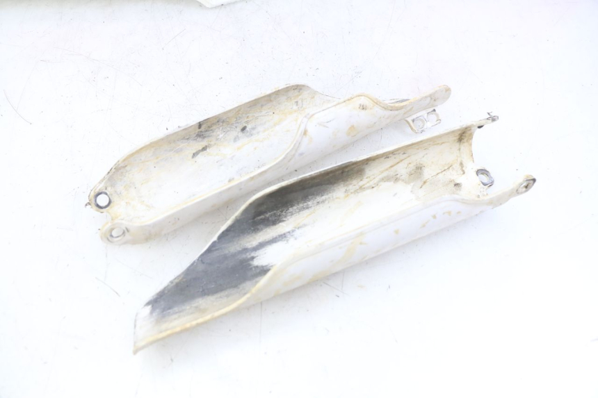 photo de PEŁNY ZESTAW OWIEWEK KAROSERII HONDA CRF CR-F 450 (2009 - 2012) - Struktura - zbliżenie