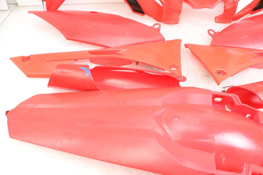 photo de PEŁNY ZESTAW OWIEWEK KAROSERII HONDA CRF R 250 (2020 - 2021) - Stan powierzchni