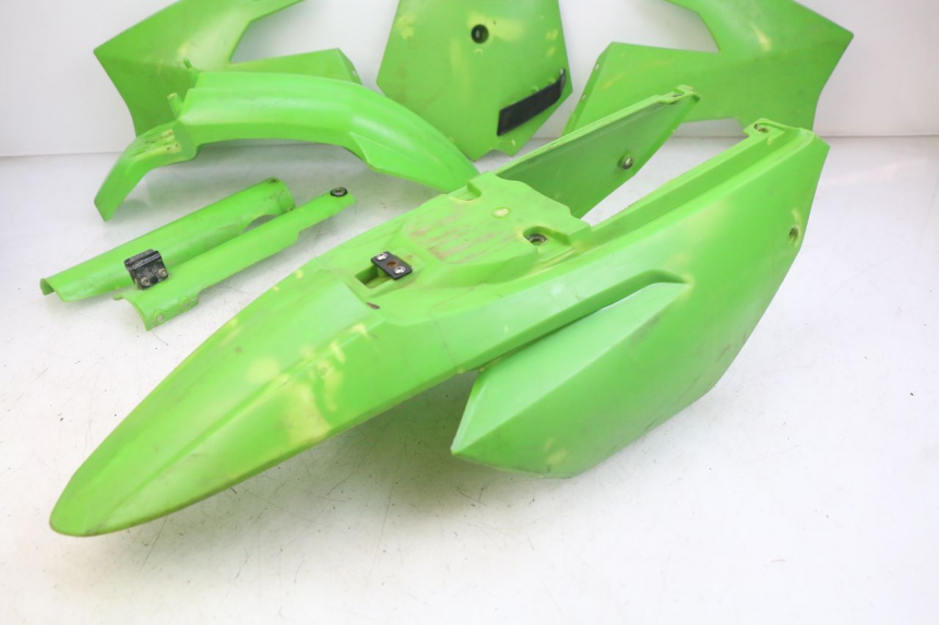 photo de KOMPLETNA OWIEWKA NADWOZIA APOLLO DIRT BIKE 125 (2010 - 2018) - Struktura - zbliżenie