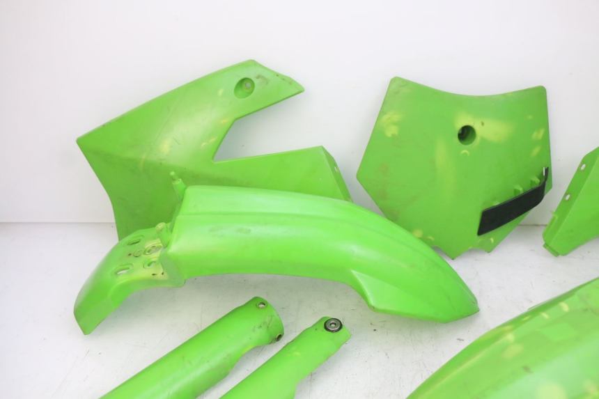 photo de KOMPLETNA OWIEWKA NADWOZIA APOLLO DIRT BIKE 125 (2010 - 2018) - Zoom jakości