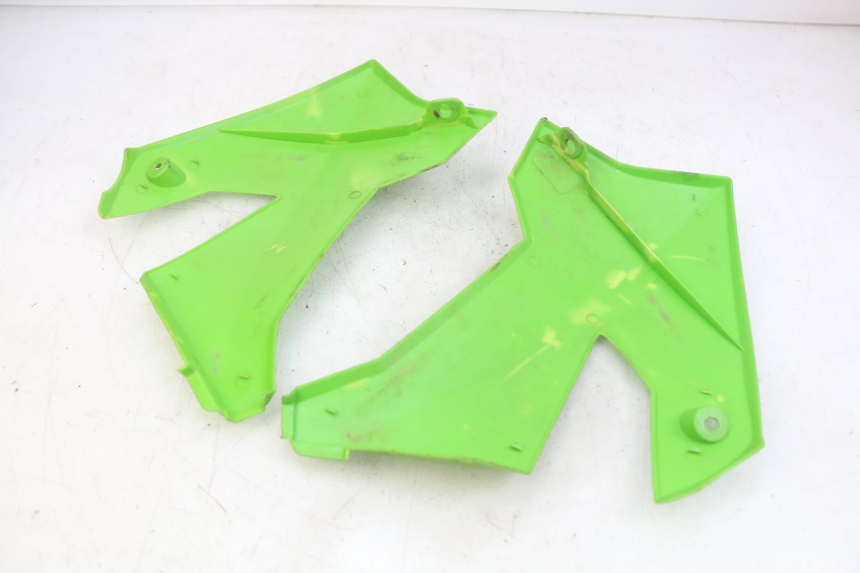 photo de KOMPLETNA OWIEWKA NADWOZIA APOLLO DIRT BIKE 125 (2010 - 2018) - Zoom stanu zużycia