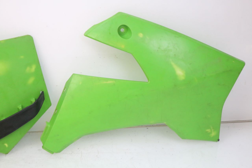 photo de KOMPLETNA OWIEWKA NADWOZIA APOLLO DIRT BIKE 125 (2010 - 2018) - Zbliżenie techniczne