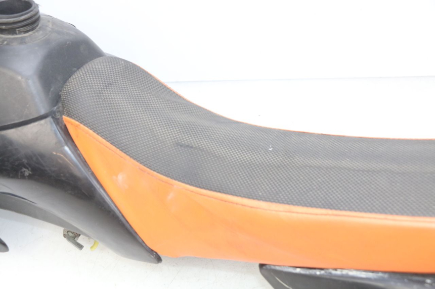 photo de PEŁNY ZESTAW OWIEWEK KAROSERYJNYCH CCR DIRT BIKE 110 - Widok produktu