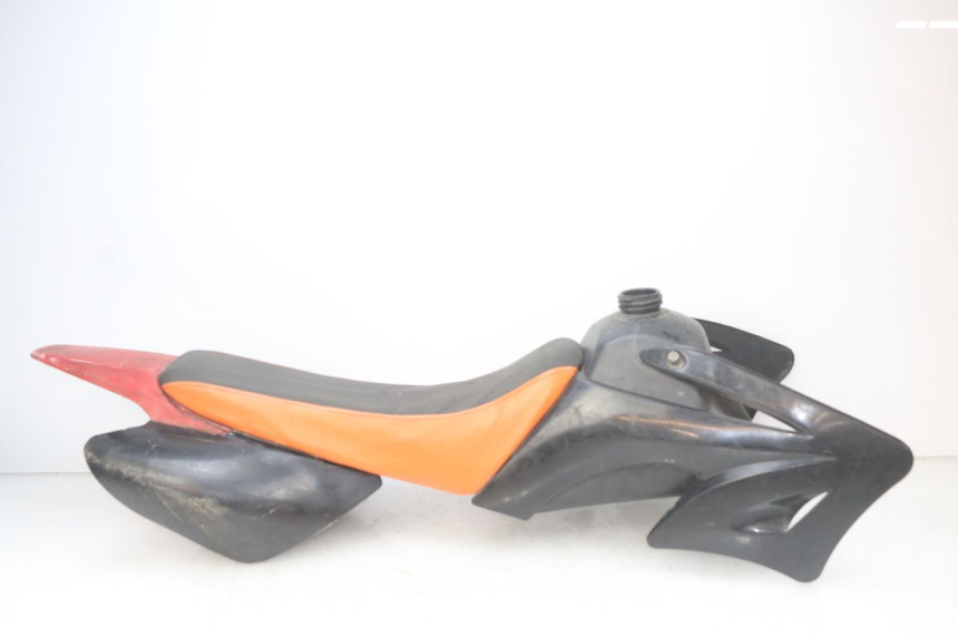 photo de PEŁNY ZESTAW OWIEWEK KAROSERYJNYCH CCR DIRT BIKE 110 - Alternatywny kąt