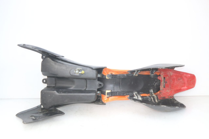 photo de PEŁNY ZESTAW OWIEWEK KAROSERYJNYCH CCR DIRT BIKE 110 - Widok profilu