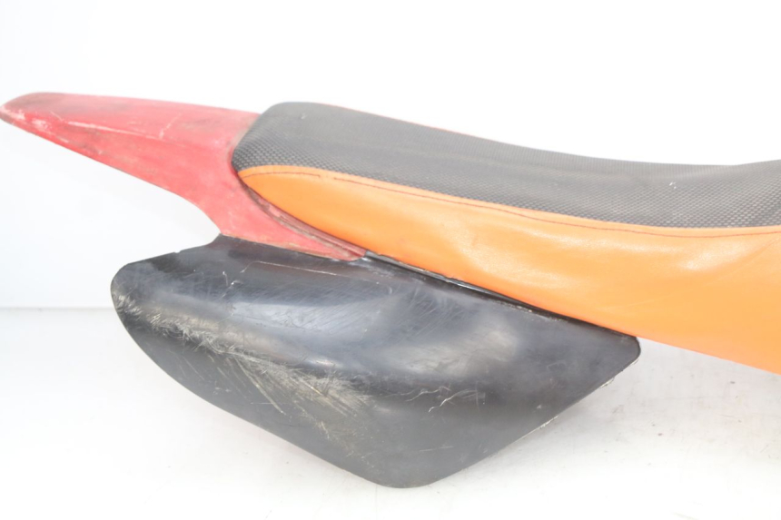 photo de PEŁNY ZESTAW OWIEWEK KAROSERYJNYCH CCR DIRT BIKE 110 - Zbliżenie techniczne