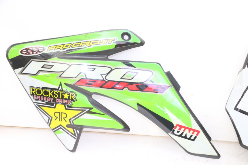 photo de PEŁNY ZESTAW OWIEWEK KAROSERYJNYCH PROBIKE DIRT 140 - Zbliżenie techniczne