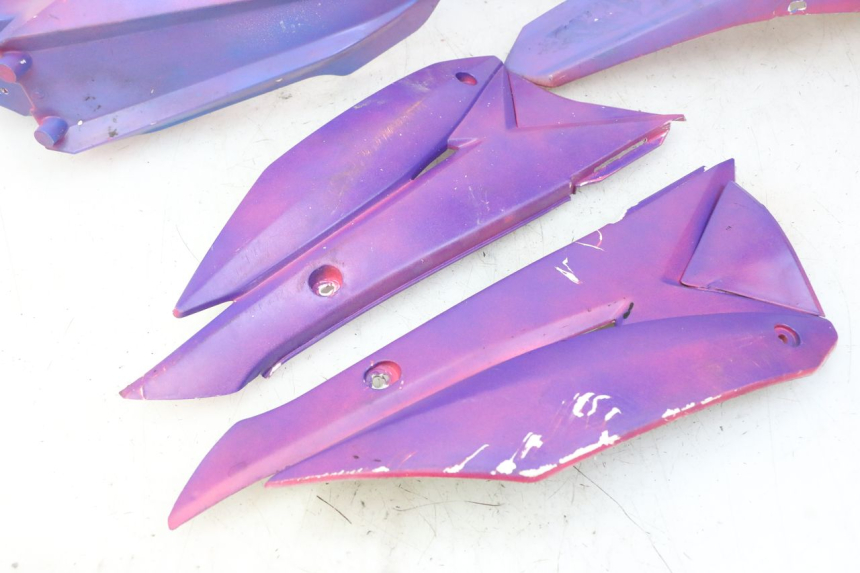 photo de PEŁNY ZESTAW OWIEWEK KAROSERII BSE DIRTBIKE PH10L 125 - Widok z bliska