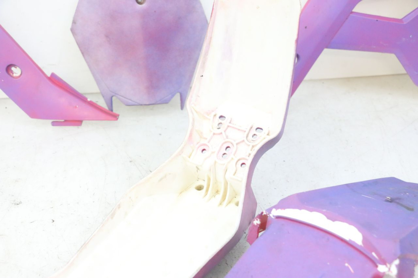 photo de PEŁNY ZESTAW OWIEWEK KAROSERII BSE DIRTBIKE PH10L 125 - Zbliżenie techniczne