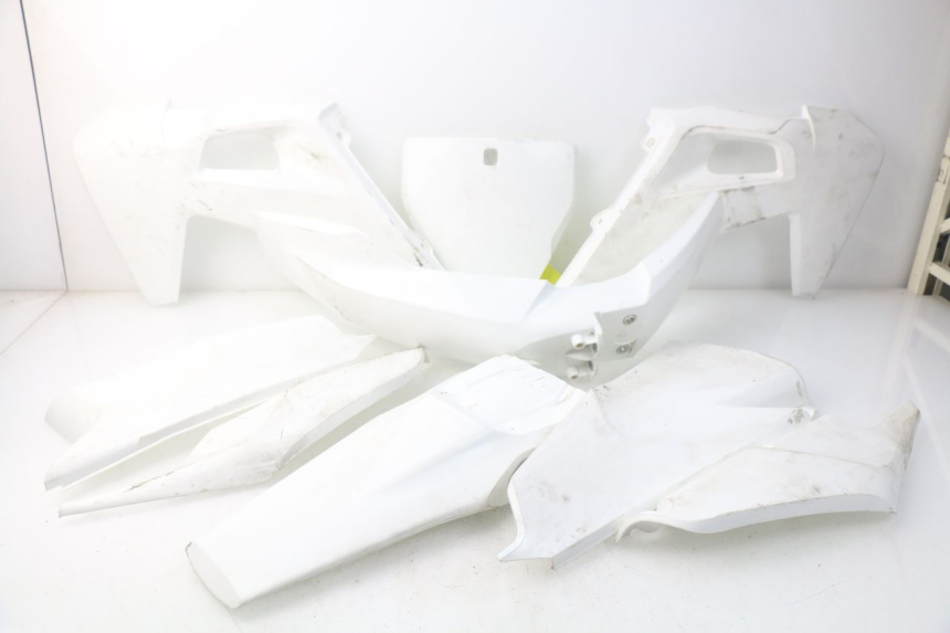 photo de PEŁNY ZESTAW OWIEWEK KAROSERYJNYCH HUSQVARNA FC 350 (2019 - 2022) - Widok główny