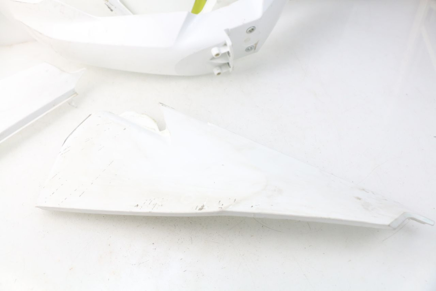 photo de PEŁNY ZESTAW OWIEWEK KAROSERYJNYCH HUSQVARNA FC 350 (2019 - 2022) - Alternatywny kąt