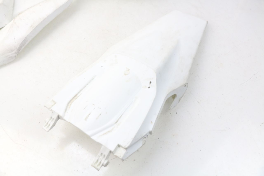 photo de PEŁNY ZESTAW OWIEWEK KAROSERYJNYCH HUSQVARNA FC 350 (2019 - 2022) - Zbliżenie techniczne