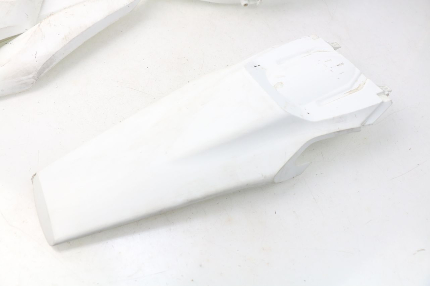 photo de PEŁNY ZESTAW OWIEWEK KAROSERYJNYCH HUSQVARNA FC 350 (2019 - 2022) - Punkty mocowania