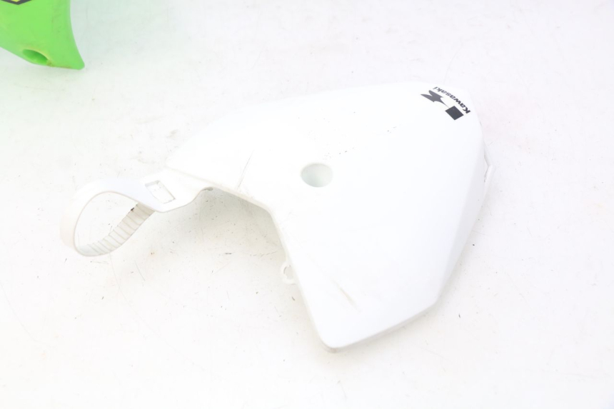 photo de PEŁNY ZESTAW OWIEWEK KAROSERYJNYCH KAWASAKI KLX 110 (2010 - 2022) - Zbliżenie komponentów