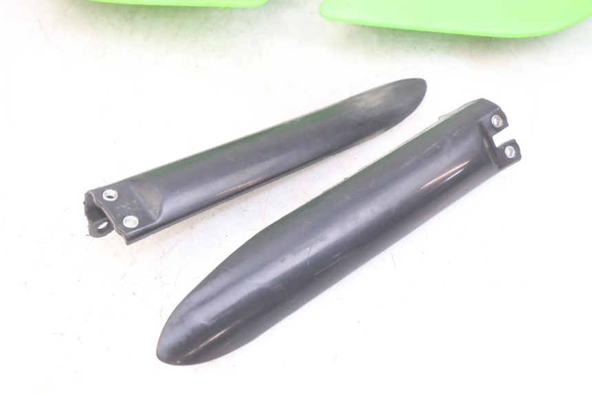 photo de PEŁNY ZESTAW OWIEWEK KAROSERYJNYCH KAWASAKI KX 85 (2001 - 2013) - Oznaczenia i referencje