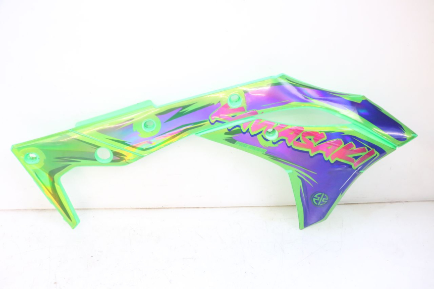 photo de PEŁNY ZESTAW OWIEWEK KAROSERYJNYCH KAWASAKI KXF KX-F 250 (2017 - 2019) - Zbliżenie komponentów