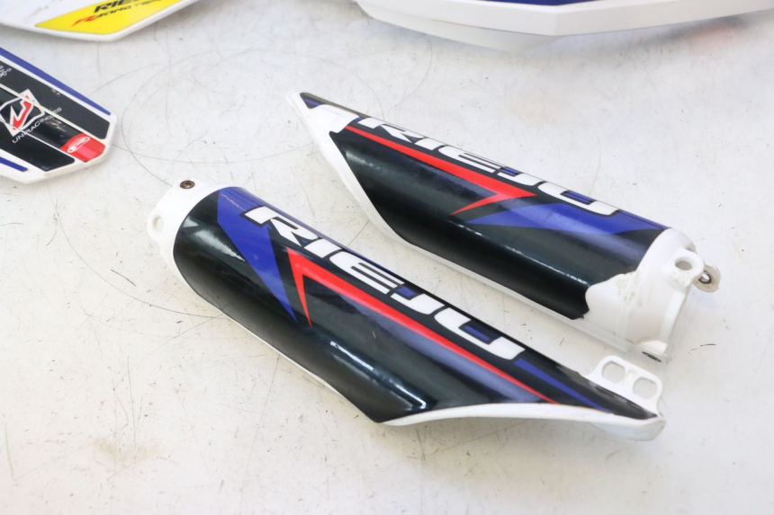 photo de PEŁNA KAROSERIA RIEJU MRT PRO SUPERMOTARD 50 (2007 - 2018) - Zbliżenie techniczne