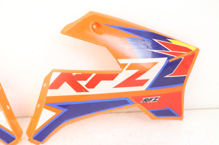 photo de PEŁNY ZESTAW OWIEWEK KAROSERII APOLLO RFZ 125 - Zoom stanu zużycia