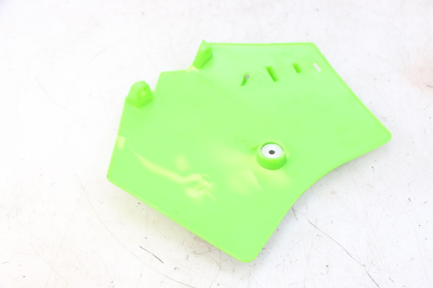 photo de PEŁNY ZESTAW OWIEWEK KAROSERII APOLLO RFZ 125 - Zoom stanu zużycia