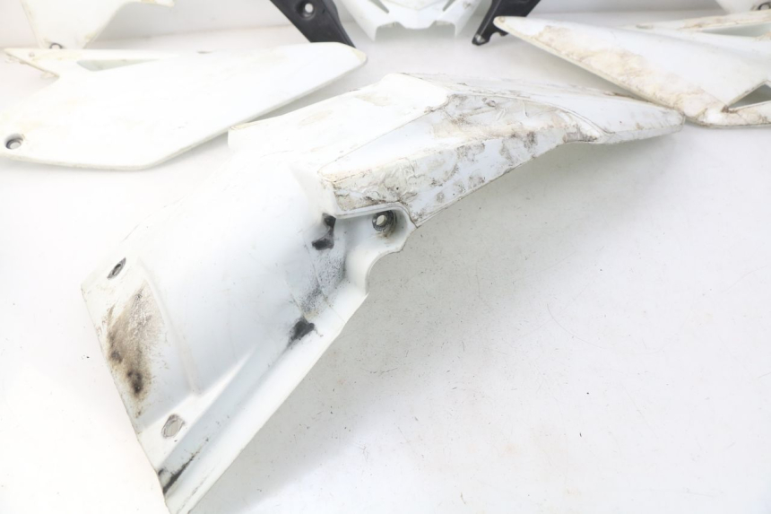 photo de KOMPLETNA OWIEWKA NADWOZIA SUZUKI RMZ RM-Z 450 (2008 - 2011) - Alternatywny kąt