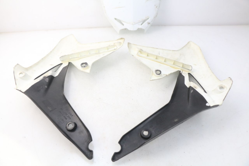 photo de KOMPLETNA OWIEWKA NADWOZIA SUZUKI RMZ RM-Z 450 (2008 - 2011) - Zoom stanu zużycia