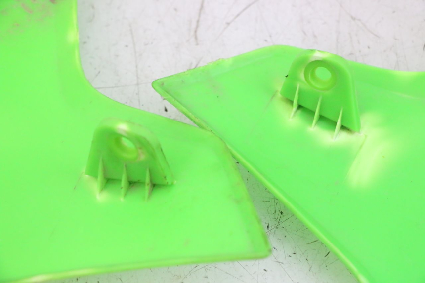 photo de PEŁNY ZESTAW OWIEWEK KAROSERYJNYCH APOLLO RXF 125 - Szczegół części