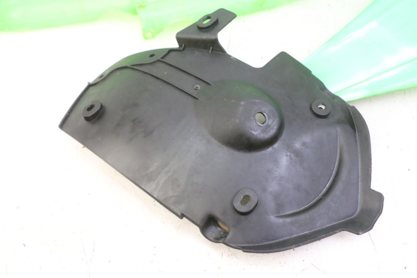 photo de PEŁNY ZESTAW OWIEWEK KAROSERYJNYCH APOLLO RXF 125 - Alternatywny kąt