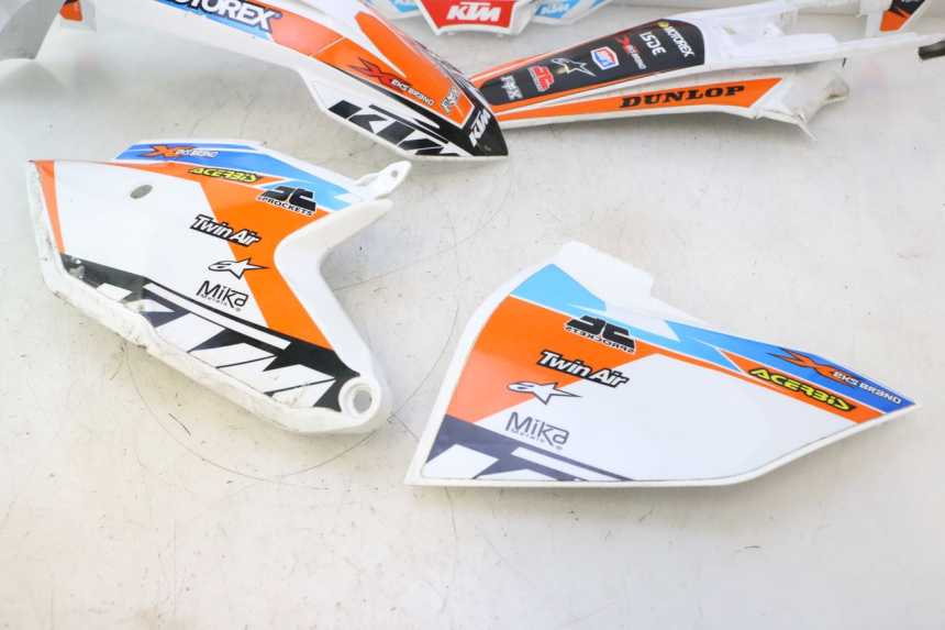 photo de PEŁNA KAROSERIA KTM SX 85 (2018 - 2024) - Zbliżenie komponentów