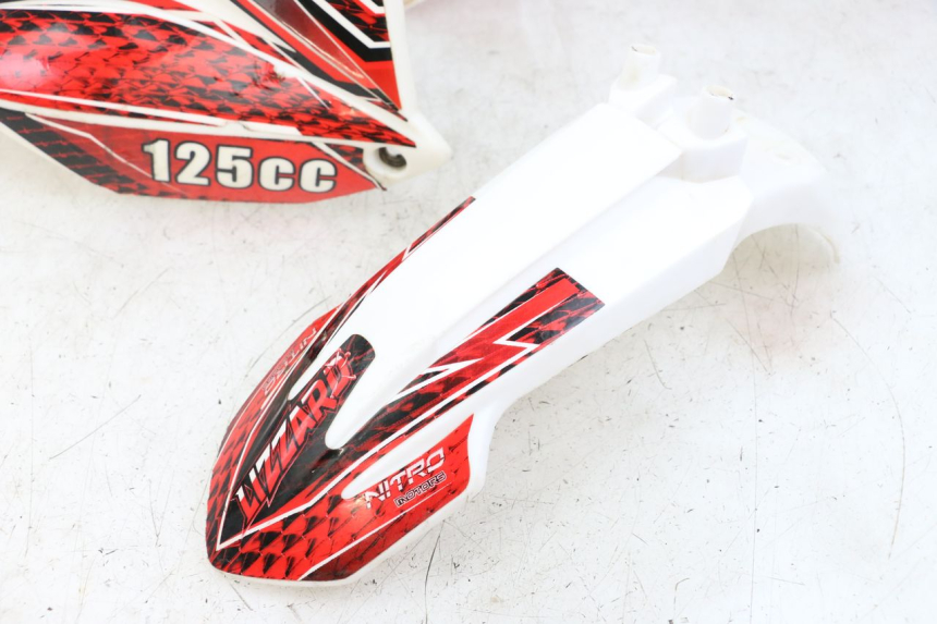 photo de PEŁNY ZESTAW OWIEWEK KAROSERYJNYCH NITRO MOTORS THUNDER 125 - Widok z bliska