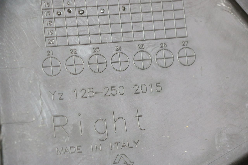 photo de PEŁNY ZESTAW OWIEWEK KAROSERII YAMAHA YZ 125 (1998 - 2005) - Stan powierzchni