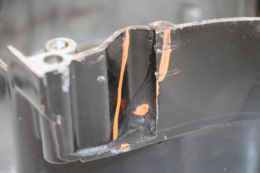 photo de OBUDOWA ZAPŁONU MAG POWER BOMBERS 4T 50 (2016 - 2026) - Zoom stanu zużycia