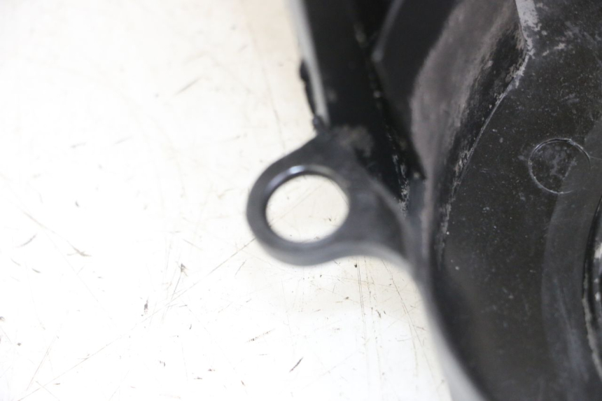 photo de OBUDOWA ZAPŁONU MBK BOOSTER SPIRIT NAKED 50 (2004 - 2017) - Zbliżenie techniczne