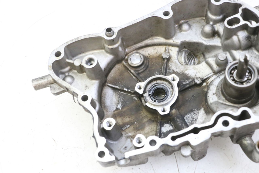 photo de OBUDOWA ZAPŁONU HONDA FES S-WING SWING ABS 125 (2007 - 2015) - Zoom stanu zużycia