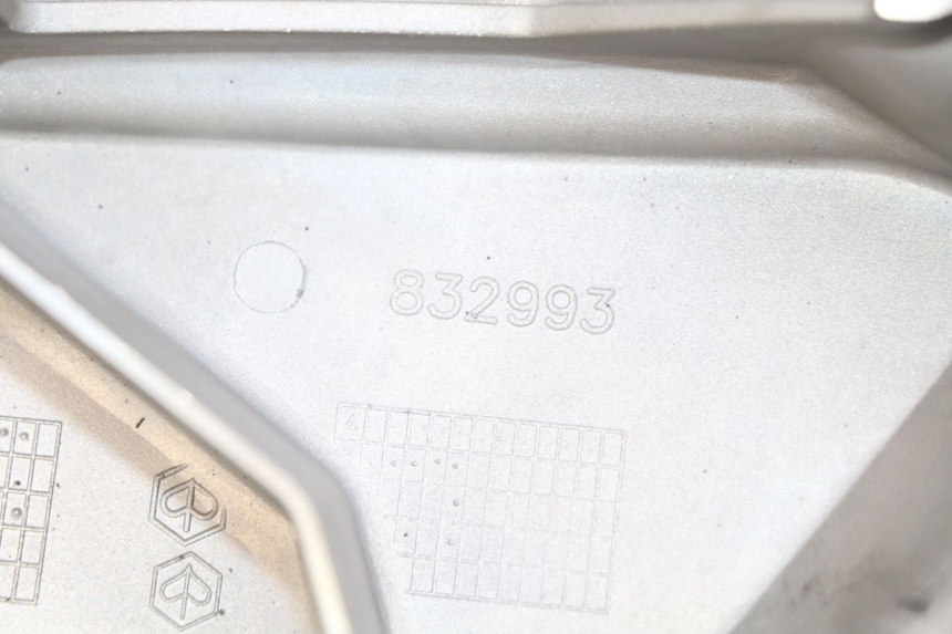 photo de OBUDOWA ZAPŁONU GILERA GP 800 (2007 - 2013) - Zoom stanu zużycia