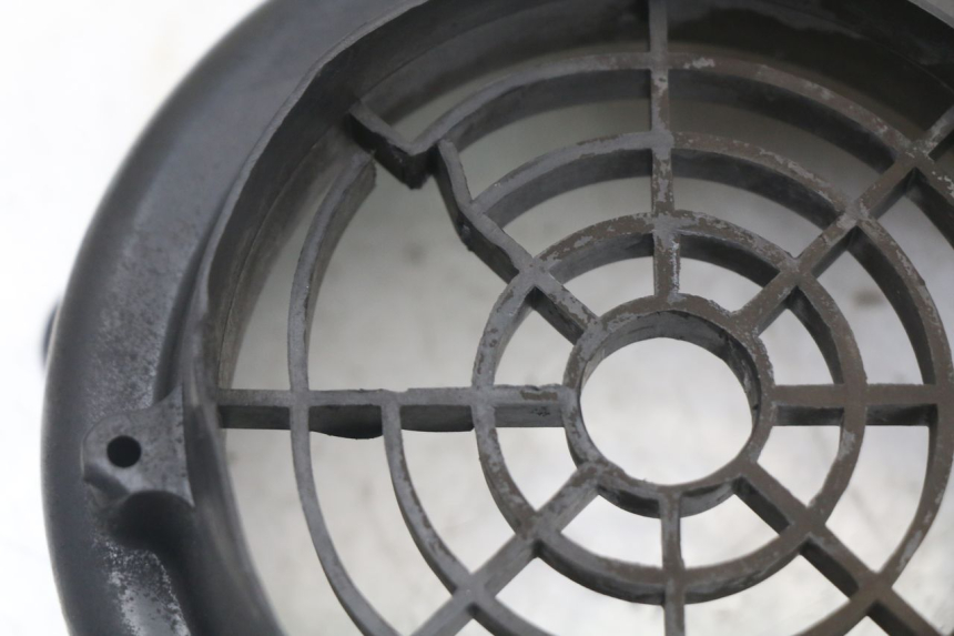 photo de OBUDOWA ZAPŁONU PEUGEOT DJANGO 125 (2014 - 2017) - Zoom stanu zużycia