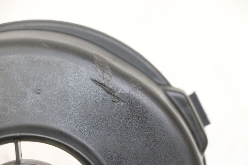 photo de OBUDOWA ZAPŁONU PEUGEOT STREETZONE I 2T 50 (2018 - 2020) - Zoom stanu zużycia